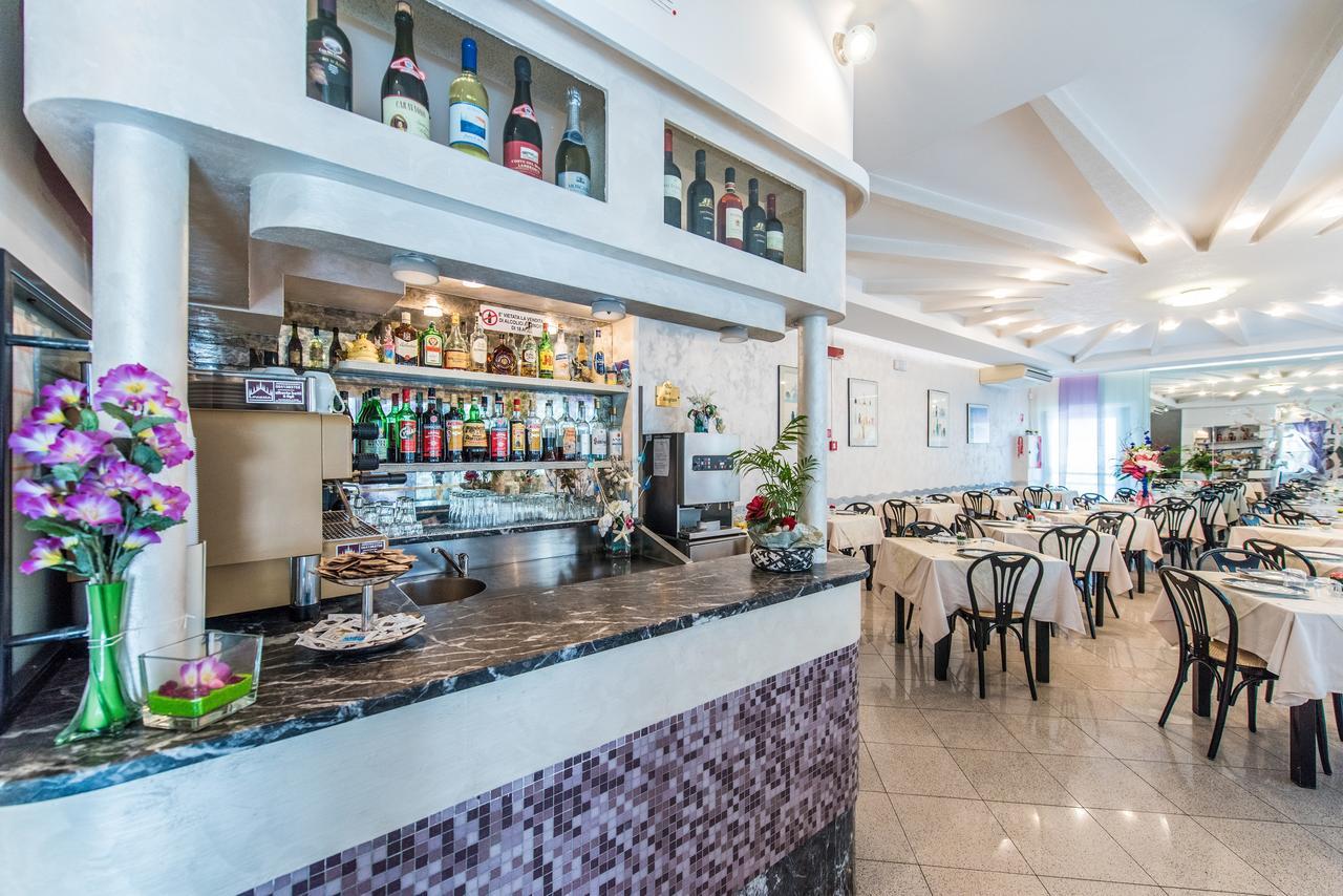 Hotel Nuovo Giardino Rimini Eksteriør billede