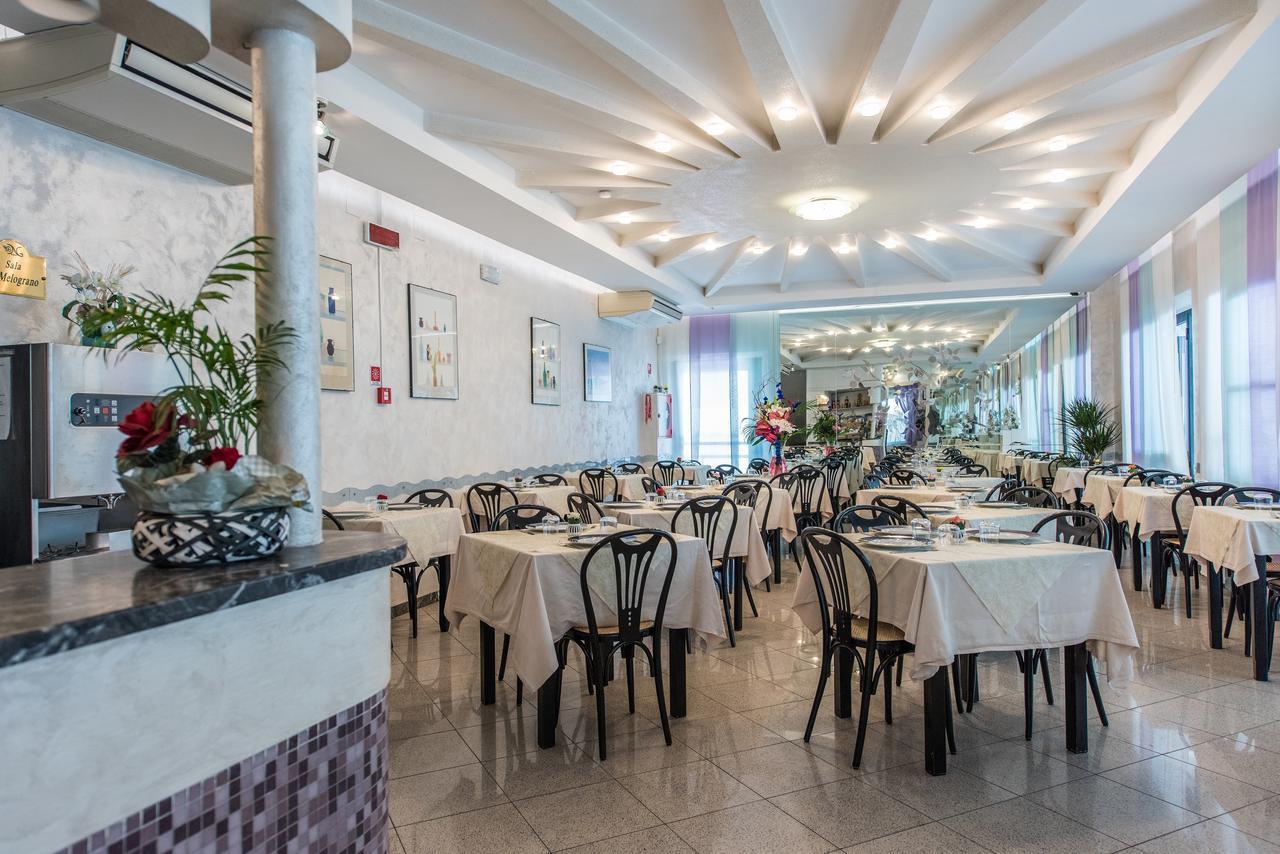Hotel Nuovo Giardino Rimini Eksteriør billede