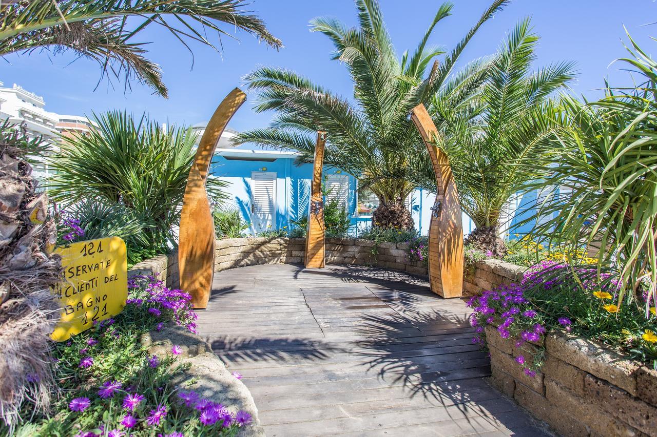 Hotel Nuovo Giardino Rimini Eksteriør billede