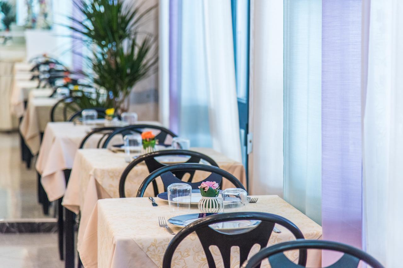 Hotel Nuovo Giardino Rimini Eksteriør billede